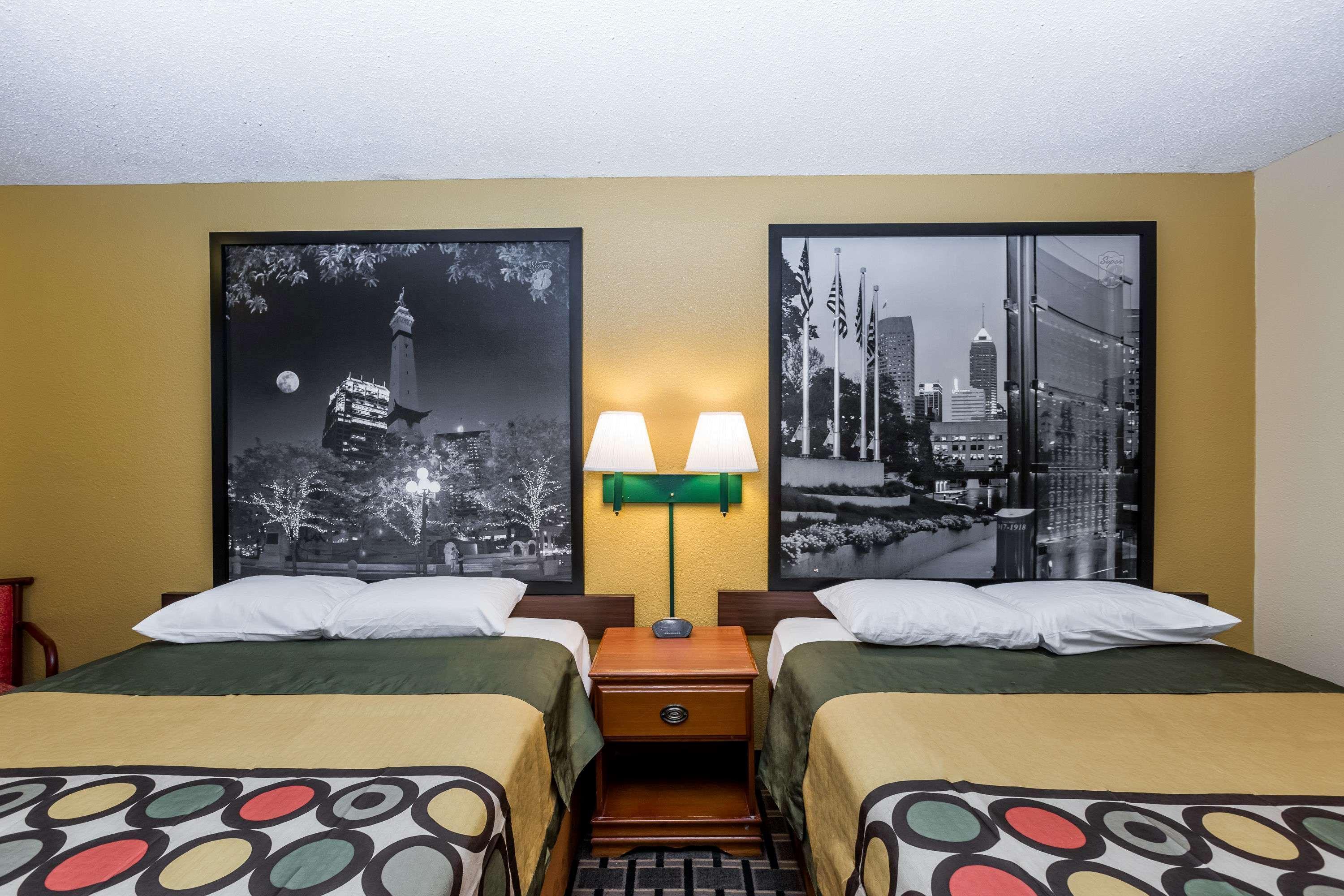 Super 8 By Wyndham Indianapolis-Southport Rd Motel Buitenkant foto